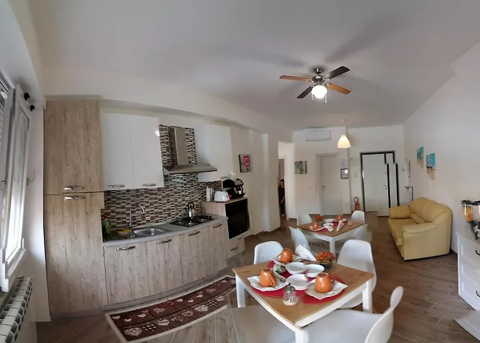 Civico Sei Bed & Breakfast Salerno