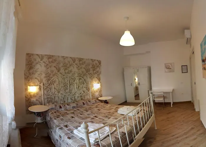 Couette-café Civico Sei 3*